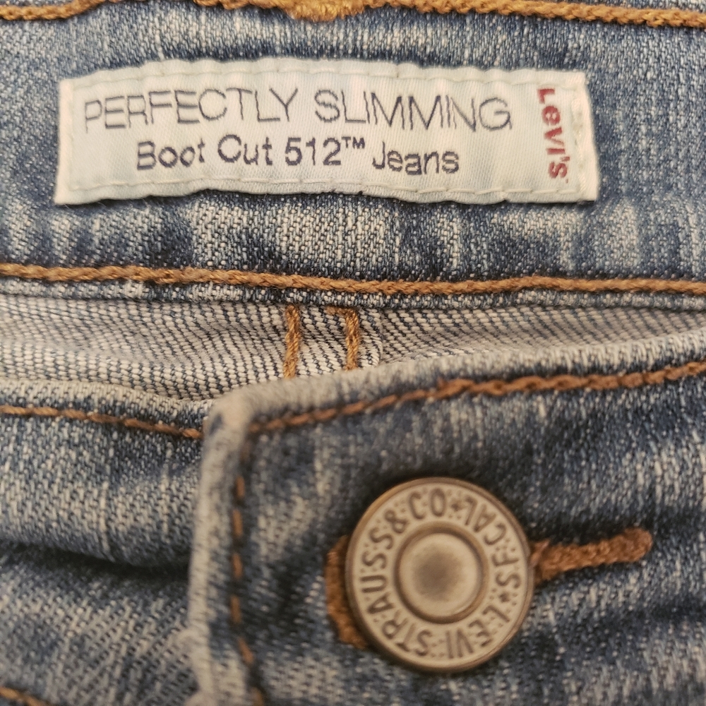 Levis | Perfectly Slimming 512 - Picture 8 of 10